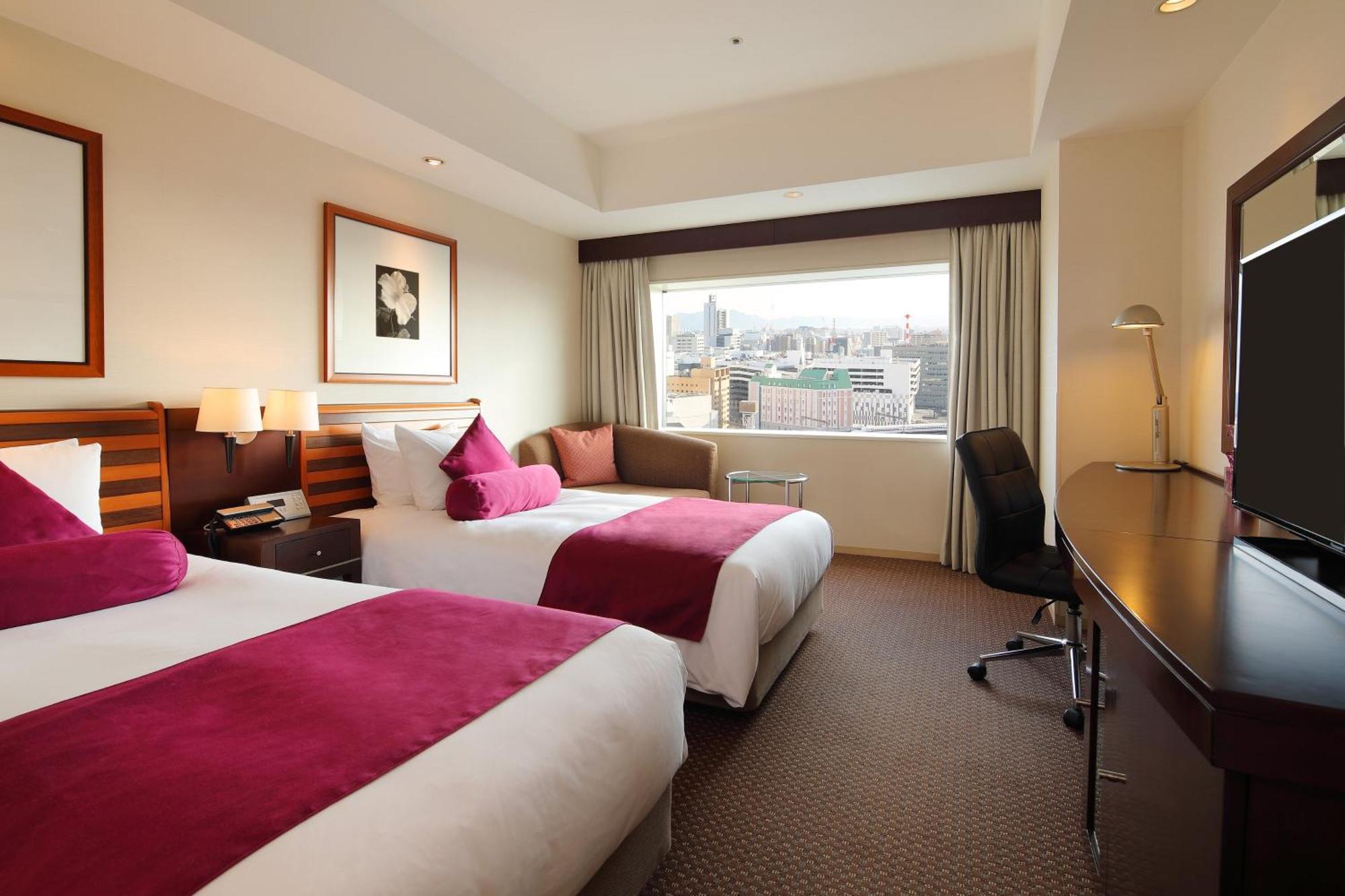 Отель Ana Crowne Plaza Okayama By Ihg Экстерьер фото